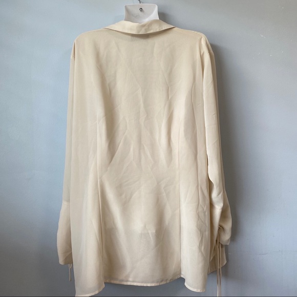 Criss Cross V Neck Tunic Blouse - Picture 2 of 8